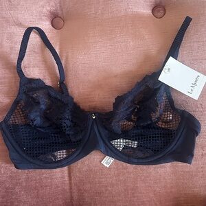 Le Mystere Navy Lace Bra